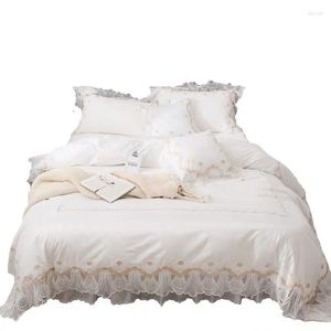 Ensembles de literie blanc Style princesse drap de lit housse de couette pur coton quatre pièces ensemble 100 jupe de lit dentelle femmes