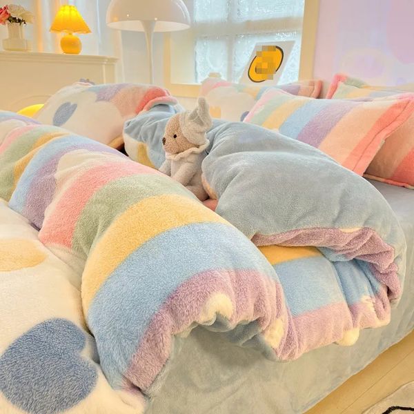 Ensembles de literie Hiver épais chaud peluche couette couverture reine ensembles dessin animé couette drap de lit taie d'oreiller 4 pièces linge de luxe 231023