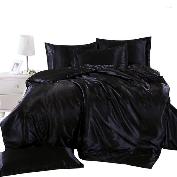 Juegos de ropa de cama Escribe Negro / Blanco King Tamaño doble Satén Sedoso Verano Usado Ropa de cama fría Juego de lujo Juego de funda nórdica