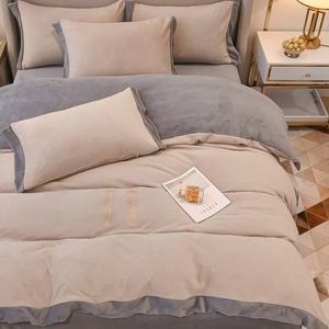 Beddengoed verdikken koraal fleece beddengoed vierdelige bed set set beberse beddengoed sets luxueuze shaker flanel ledes contact met ons om foto's te bekijken met logo