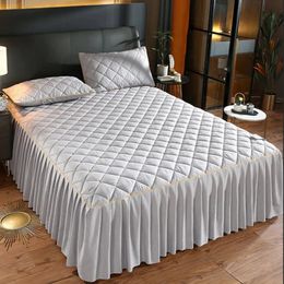 Couvre-lit de luxe épais rose matelassé, taille Queen, couvre-lit nordique à bords plissés de haute qualité, couvre-lit brodé 231013
