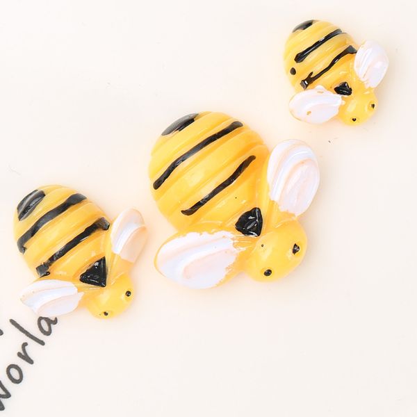 Abeille Miniature Moitié 3D Mini Abeille Résine Moule Diy Accessoires Mini Artisanat Miniature Fée Jardin Maison Décoration Maisons Micro Aménagement Paysager Décor En Gros Pas Cher 1223978