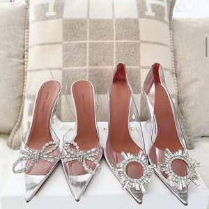 Amina Muaddi Begum-schoenen Met kristallen verfraaid doorschijnend PVC Doorschijnend Pumps spoel Hakken sandalen voor dames Luxurys Designers Geklede schoen Fabrieksschoenen met avondhakken