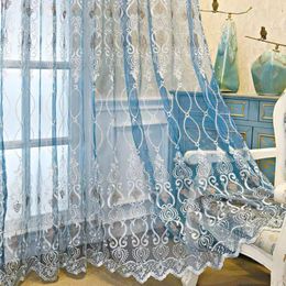 Rideaux transparents brodés de luxe beige adaptés aux salons élégants écrans de fenêtre de ventilation florale bleue élégante rideaux de chambre transparents 240428