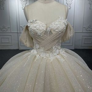 Beige Glanzend Quinceanera Jurk Off Schouder Applicaties Bloemen Kant Kralen Baljurk Corset Sweet 16 Vestidos De 15 Anos