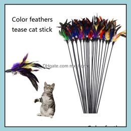 Bell Feathers Pet Tease Cat and Stick Color Interactive Teasing Toys Peces Deidad para divertir el poste T4H0239 Entrega de gotas 2021 Suministros Hogar