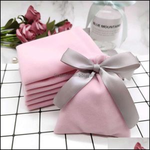 Chaînes de ventre bijoux de corps 50 pièces 7 cm x 9 cm sacs de fleurs peluches flanelle pochettes de mariée bonbons emballage cadet décoration de noël peut goutte personnalisée