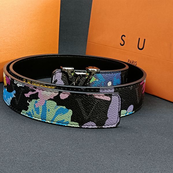 Ceinture Ceinture de créateur Ceintures de luxe Motif Design Bouton Coquille Gravé Lettre Matériel Cuir Hommes Femmes Ceinture Mode Style Polyvalent Option Coffret Cadeau très agréable