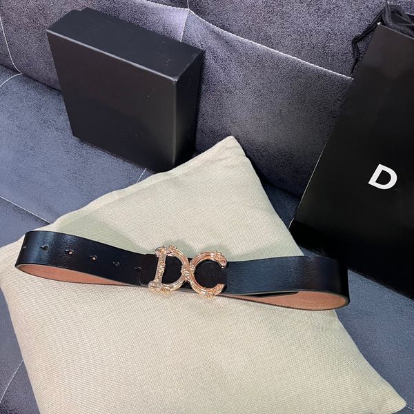 Ceinture ceinture de créateur ceintures de marque de luxe ceintures pour femmes designer couleur unie lettre terre design vintage Big Gold Buckle haute qualité