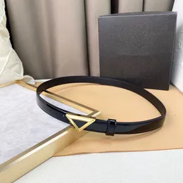 Cinturón para mujer diseñador 2.0cm Cinturón de cuero brillante Cinturón de diseñador para mujer Colores dorados y plateados Hebilla geométrica 95-115cm Cinturón negro plateado con caja cinturón de mujer de moda