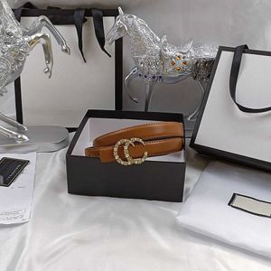 Cinturón para mujer Cuero genuino 2.5 cm Ancho Hombres de alta calidad Cinturones de diseño Incrustaciones de perlas Carta Hebilla Mujer Moda Vestido Jeans Cintura