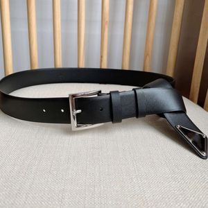 Cinturón para mujeres cuero genuino de 3.5 cm de ancho de alta calidad Cinturones de diseño de hombres Pon bucle de la mujer para mujeres, la Semana de la Moda Remonte Belt Luxury Gifts With Box