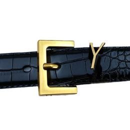 Cinturón para mujeres cuero genuino 3 cm de ancho Hombres de alta calidad Cinturas de diseño Hebilla Cnosme Womens Cintura Cinura Ceintures 18 Color AAA