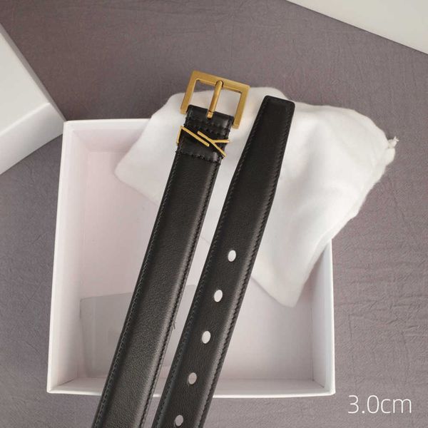 Cinturón para mujer Cuero genuino 3 cm Ancho Cinturones de diseñador de alta calidad para hombres Hebilla Cnosme Cintura para mujer Cintura Ceintures D2108261l2gw7