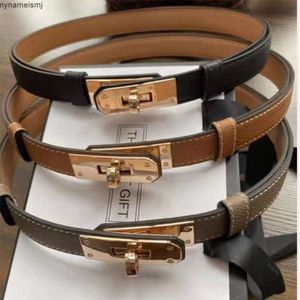 ceinture de luxe femme designer ceintures mince en cuir simple classique marron cinturones couleur unie doux petite boucle exquis vêtements décoration luxe ceinture femmes