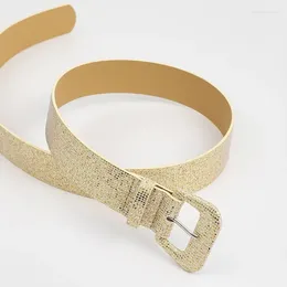 Cinturones 2024 Lentejuelas brillantes para mujer Cinturón de moda Cebolla dorada Diseñador de PU Ropa casual creativa y de moda