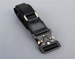 Cinturas Alyx Roller Belt Men Mujeres Logotipo láser Hebilla 1017 9SM Classic Signature Strap1080236
