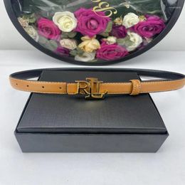 Cinturones de marca de diseñador, hebilla de letras de Metal para mujer, cuero genuino de 2,5 cm, faja de uso de doble cara, vaqueros, suéter, pretina para mujer
