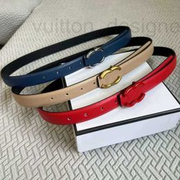 Cinture di marca per donna Cintura di lusso Pelle bovina Uomo di alta qualità Bottone colorato Cintura Larghezza 2,5 cm AC8J