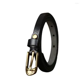 Cinturones Diseñador Pure Cow Women's Belt Decorativo de 1,5 cm con hebilla de cobre en forma de zapato Vintage y de moda