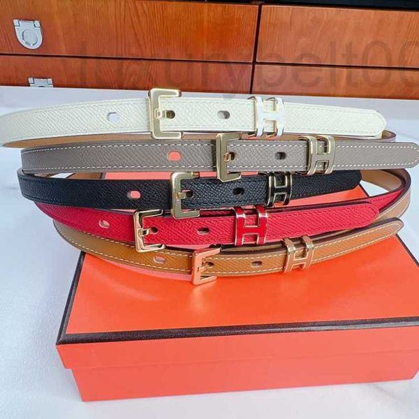 Cinturones de diseñador para mujer, cinturón de cuero de 1,5 cm, pantalones de vaca con capa de cabeza roja de red a la moda con hebilla h-pin versátil O91T