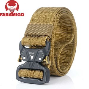 Gordels Faramigo Outdoor Hunting Metal Tactical Beltics for Men Multifunctionele Buckle Hoge kwaliteit Marine Corps Men's Training Belt Z0228