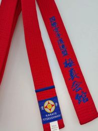 Belts International Karate Federation Kyokushi Belts IKF Sports Red Belt 1,6 m4,6 m breed 4 cm op maat gemaakte geborduurde tekst China gemaakt