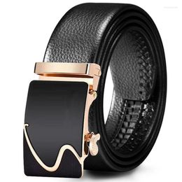 Cinturones Marca Ke Mei Qi Cinturón para hombres Aleación de moda genuina Lujo Hebilla automática Cuero juvenil Negocios simples