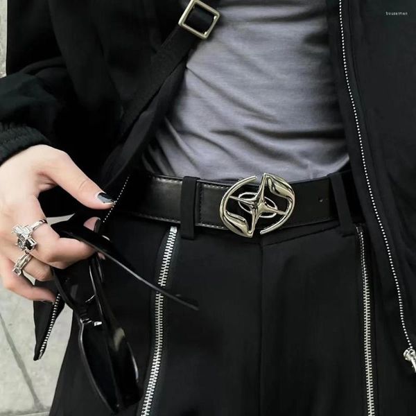 Cinturones Diseño de lujo Y2k Cinturón Goth Moda Versátil Black Moon Star Logo Metal con hebilla Cintura Jeans Pantalones Decorativos