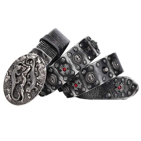 Ceintures en métal rivet ceinture concepteurs de luxe Men Rivet Punk Belt Cow Genuine cuir lisse boucle mâle mâle Femmes Rock Hip Hop Strap T240429