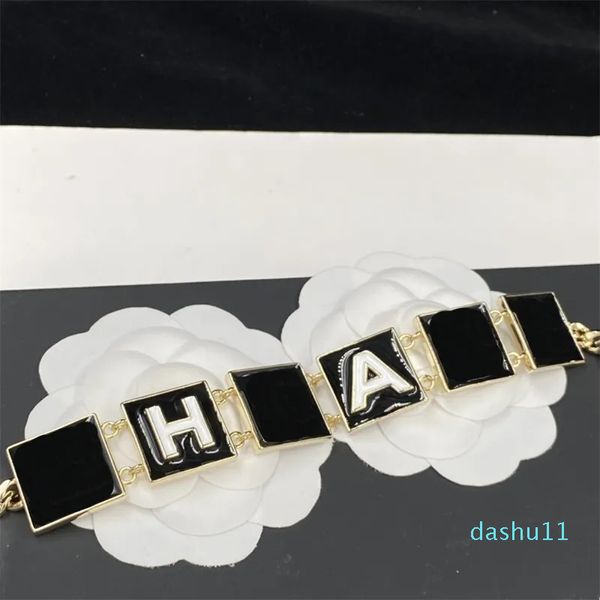 Cinturones Diseñadores Premium Cinturones de cadena para mujer Letra Metal Diseñador de lujo Cinturón con eslabones para mujer Marca Letra clásica Hebilla Cadena de cintura Pretina negra