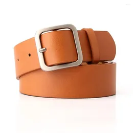 Cinturones Diseño simple Cinturón de mujer Hebilla cuadrada ajustable Cuero sintético Mujer para accesorios de disfraces