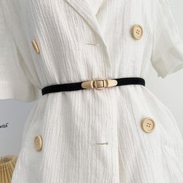 Cinturones Color sólido Elástico Cinturones finos para mujer Moda Hebilla dorada Cinturón de cuero sintético Vestido Abrigo Correas casuales Cinturones MujerBelts Enek22