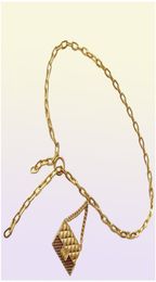 Cinturones Cadena de oro de borde para mujeres Cinturón de metal Ketting Riem Designer Mini Bag Body Jewelry Ceinture FEMME6172570