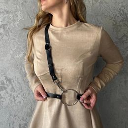 Riemen uyee harnas mode voor vrouwen pu lederen enkele schouderriem body keten punk tailleband suspenders bondage dagelijks