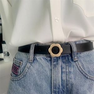 Ceintures ceinture polyvalente pour femmes jean mode femmes pull robe accessoires boucle florale cuir décontracté ceinture largeur 2.3cm