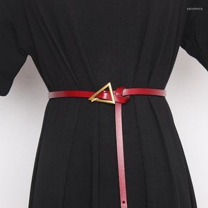 Ceintures en cuir femme ceinture décontractée en métal décalé triangle doré boucle noire brun véritable robe taille 2022 Designer mode 264n
