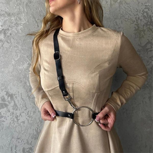 Ceintures de mode pour femmes Pu en cuir en cuir décoratif ajusté à la courroie ajusté Gothic Bondage sous-vêtements Accessoires