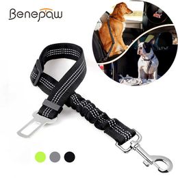 Benepaw Bungee Élastique Chien Ceinture De Sécurité Réglable Réfléchissant Durable En Nylon Pet Voiture Ceinture De Sécurité Véhicule No Tangle Ceinture Chiot Chat 211006