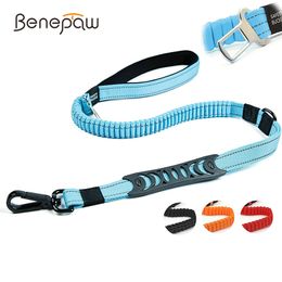 Benepaw Multifuncional Heavy Duty Bungee Dog Leash Reflectante Amortiguador Entrenamiento Correa 2 Manija de tráfico Cinturón de seguridad para perros 201104