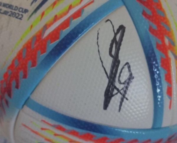 Benzema Cristiano Sadio Mane Autographié Signé Signé Auto Collectable Memorabilia 2022 WORLD CUP SOCCER BALL