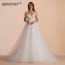 BEPEITHY una línea de novia vestidos de fiesta de boda sin mangas tren de barrido hombro caído encaje marfil blanco vestido de novia 240201