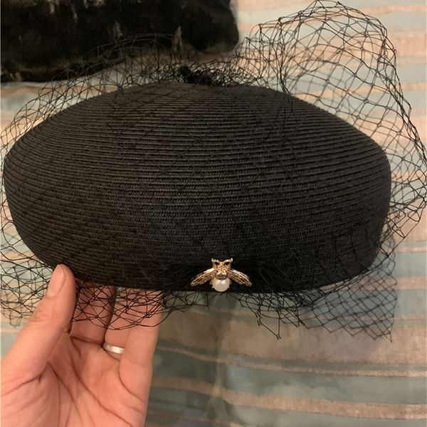 Bérets 02-2508314 été design exclusif maille perle abeille noir papier fin herbe dame béret chapeau femmes loisirs peintre chapeau 231204