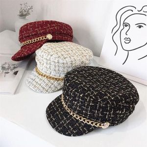 Berets 2021 Femmes Chaîne métallique vintage Hatte de tweed hiver rétro Flat Chapeaux chauds féminins Plaid Youth Cap251p