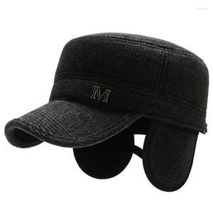 Bérets 2022 hiver chaud casquettes plates pour hommes en peluche épaississement chapeaux militaires résistant au froid cache-oreilles chapeau mâle os casquette de camionneur