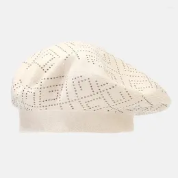 Bérets 2023 chapeaux tricotés pour femmes hiver Vintage français strass haut casquette militaire élégant couleur unie casquettes chapeau de peintre