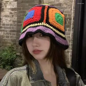 Bérets 2023 coréen creux tricoté chapeau pour femmes à la main Crochet bassin casquettes printemps été voyage coloré crème solaire soleil chapeaux femme