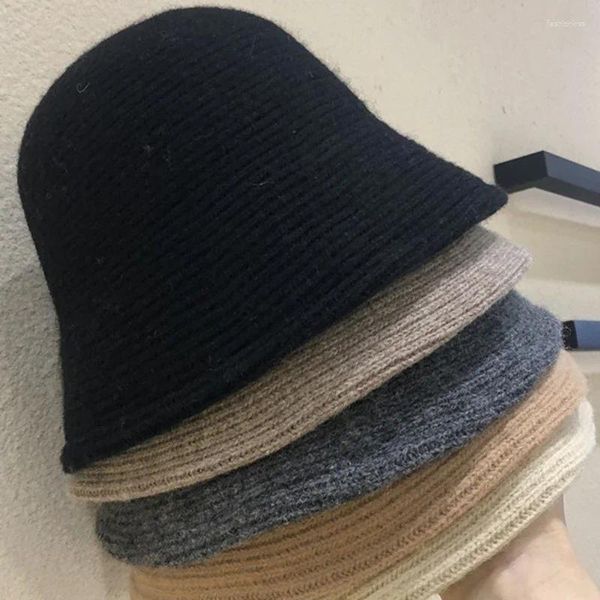 Bérets 2023 Panama chaud hiver femmes seau chapeau pour femmes tricot filles automne et mode noir Hip Hop casquette cadeau