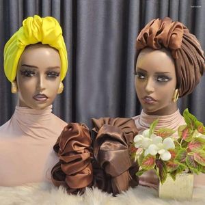 Bérets 2023 Satin boucle à volants femmes Turban casquette plissée africaine tête Wrap Bonnet femme foulard chapeau musulman Turbante Mujer