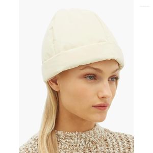 Bérets 2023 unisexe plus velours bas casquettes coupe-vent couleur unie femmes et hommes dôme chapeau chaud automne hiver